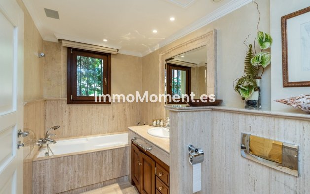 Wiederverkauf - Villa - Marbella - Sierra Blanca