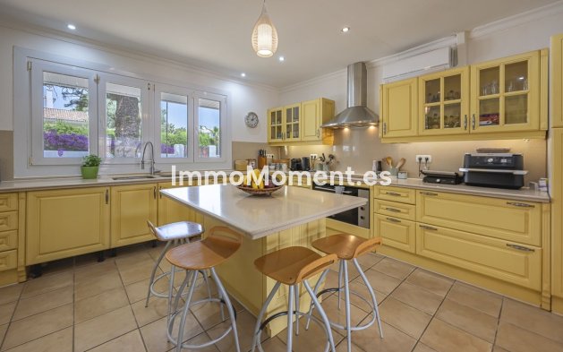 Wiederverkauf - Villa - Sotogrande - Sotogrande Costa