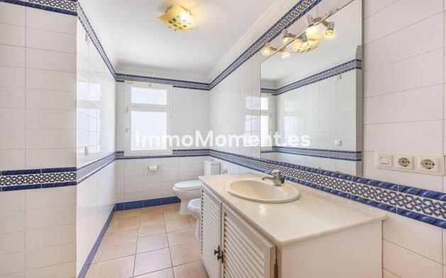 Wiederverkauf - Villa - Sotogrande - Sotogrande Costa