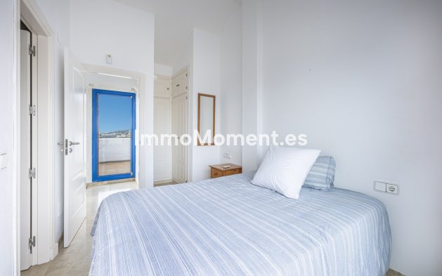 Resale - Apartment - Manilva - La Duquesa