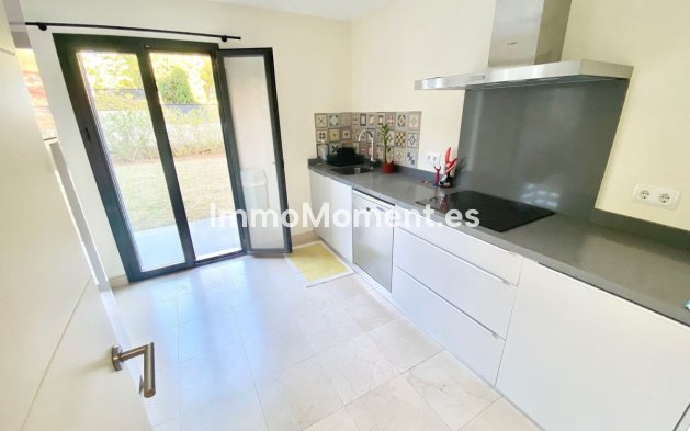Resale - Apartment - Benahavís