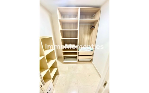 Resale - Apartment - Benahavís