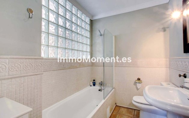 Resale - Apartment - Marbella - Marbella Centro