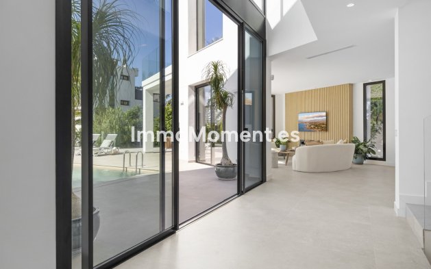 Wiederverkauf - Villa - Marbella - Marbesa