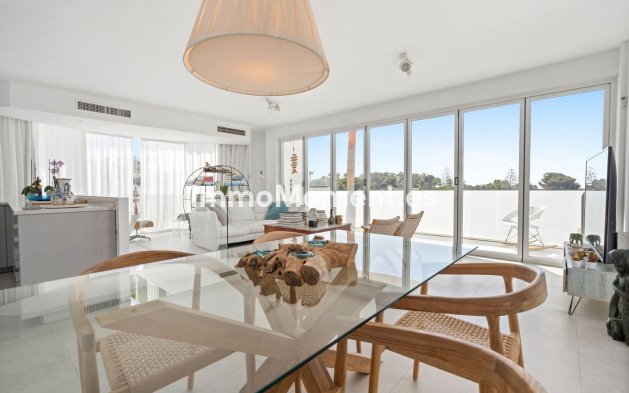 Wiederverkauf - Villa - Marbella - Marbesa