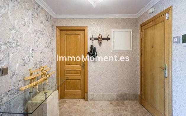 Wiederverkauf - Villa - Marbella - Marbella Centro