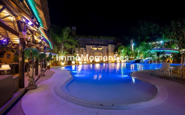 Resale - Detached villa - Sotogrande