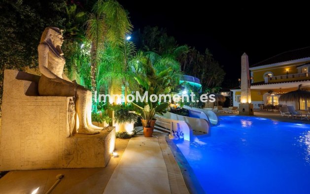 Resale - Detached villa - Sotogrande