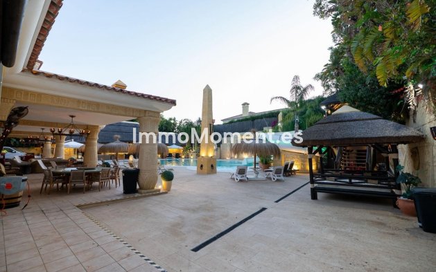 Resale - Detached villa - Sotogrande