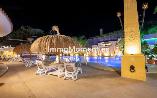 Resale - Detached villa - Sotogrande
