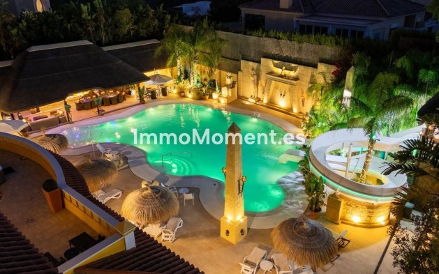 Resale - Detached villa - Sotogrande