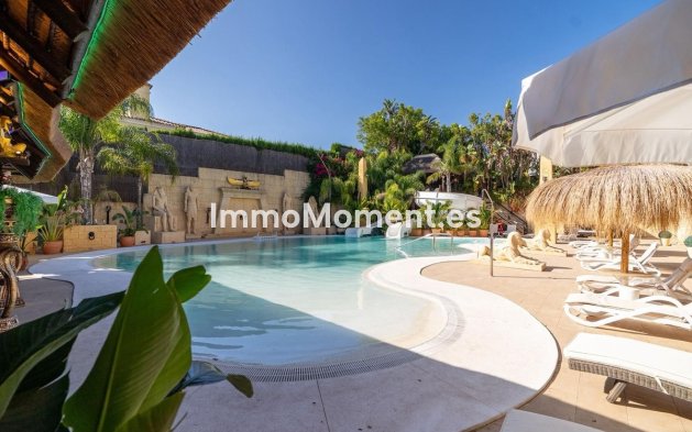 Resale - Detached villa - Sotogrande
