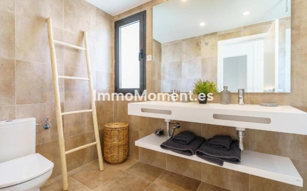 Wiederverkauf - Wohnung - Estepona  - Estepona Centro