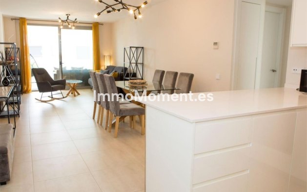 Wiederverkauf - Wohnung - Estepona  - Estepona Centro