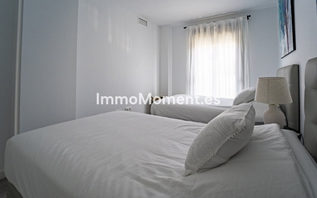 Wiederverkauf - Villa - Estepona  - Cancelada