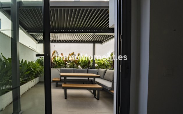 Wiederverkauf - Villa - Estepona  - Cancelada