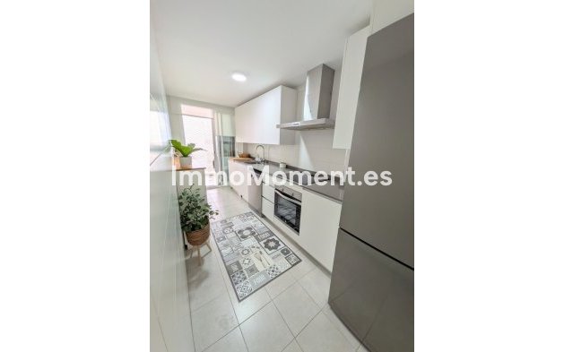 Reventa - Apartamento - Estepona  - Estepona Centro