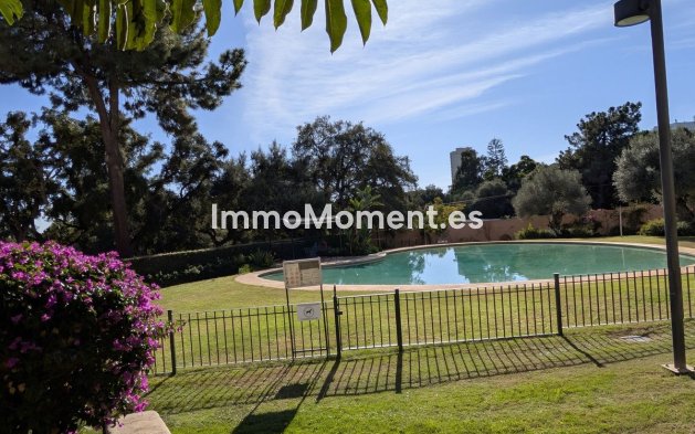 Resale - Apartment - Marbella - Elviria