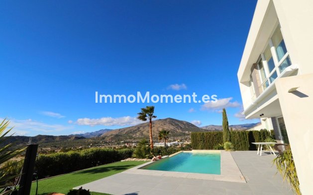 Reventa - Villa independiente - Finestrat