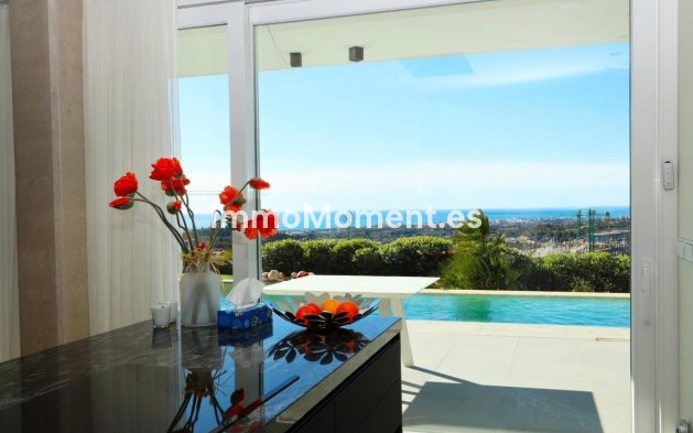 Reventa - Villa independiente - Finestrat