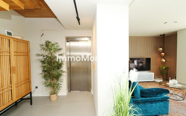 Reventa - Villa independiente - Finestrat