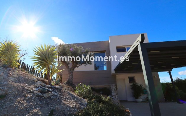Reventa - Villa independiente - Finestrat