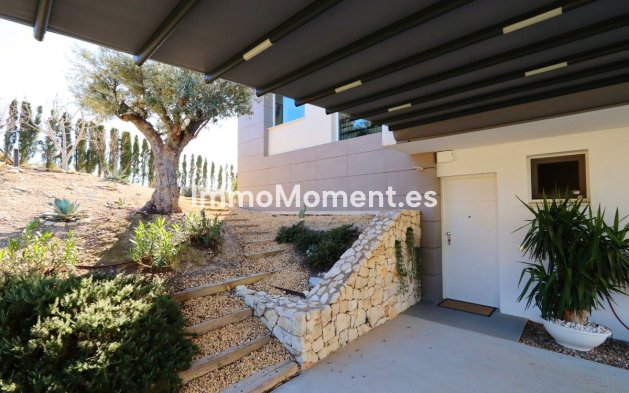 Reventa - Villa independiente - Finestrat