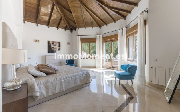 Revente - Villa - Marbella - Nueva Andalucía
