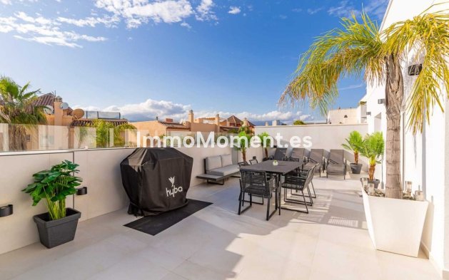 Wiederverkauf - Wohnung - Marbella - Nueva Andalucía