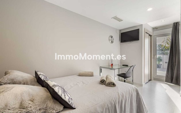 Wiederverkauf - Wohnung - Marbella - Nueva Andalucía