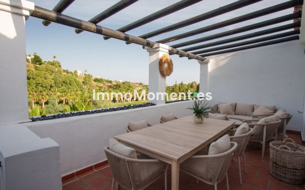Resale - Apartment - Benahavís - La Quinta