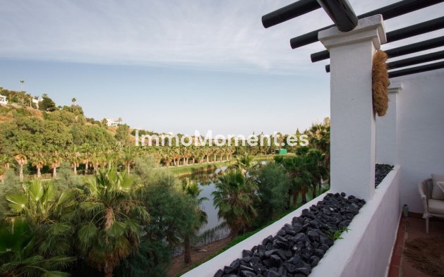 Resale - Apartment - Benahavís - La Quinta
