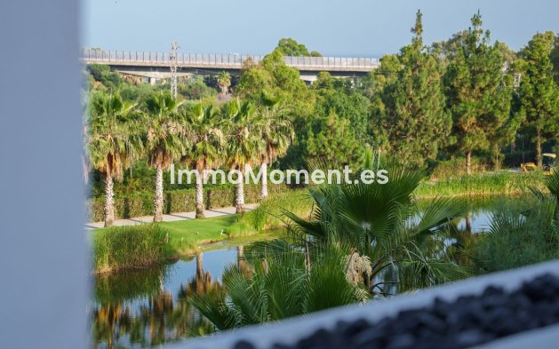 Resale - Apartment - Benahavís - La Quinta