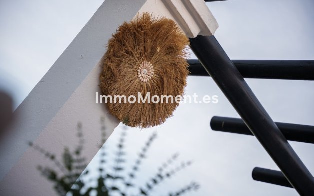 Resale - Apartment - Benahavís - La Quinta