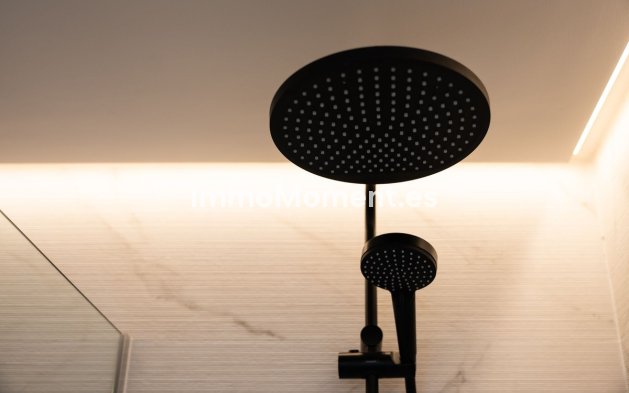 Resale - Apartment - Benahavís - La Quinta