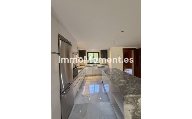 Wiederverkauf - Wohnung - Benahavís - Benahavís Centro