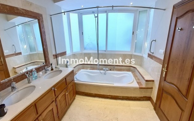 Wiederverkauf - Villa - Marbella - Sierra Blanca