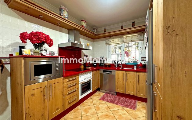 Revente - Maison mitoyenne - Estepona  - Estepona Centro