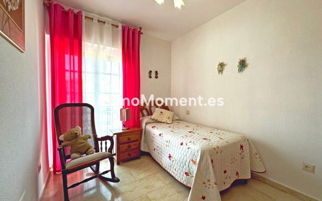 Revente - Maison mitoyenne - Estepona  - Estepona Centro