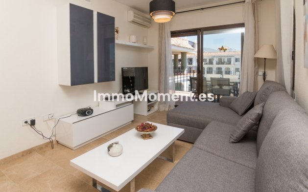 Resale - Apartment - Manilva - La Duquesa