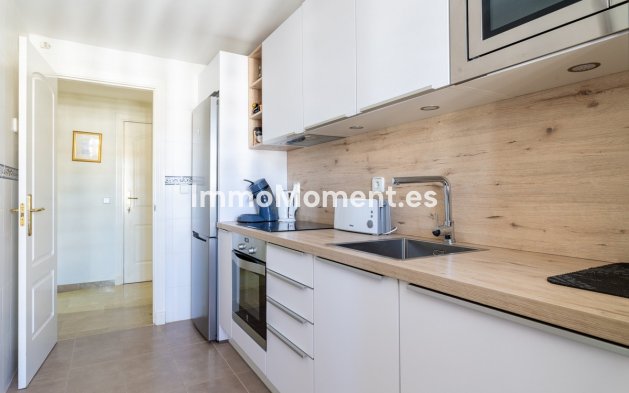 Resale - Apartment - Manilva - La Duquesa