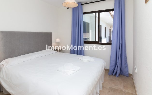 Resale - Apartment - Manilva - La Duquesa