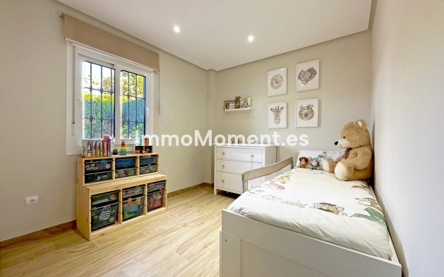 Wiederverkauf - Wohnung - Estepona  - Estepona Centro