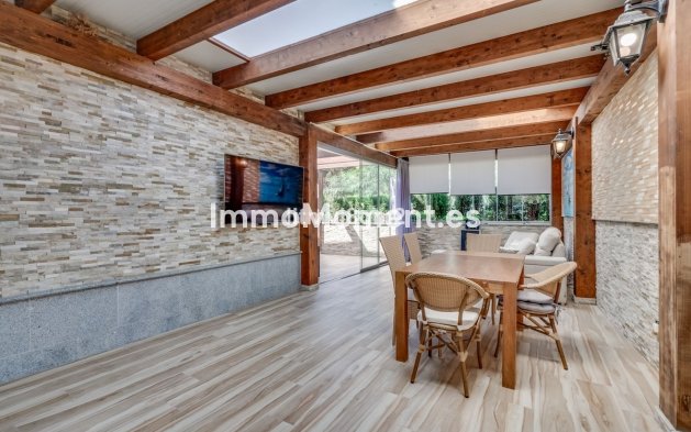 Wiederverkauf - Villa - Marbella - Artola