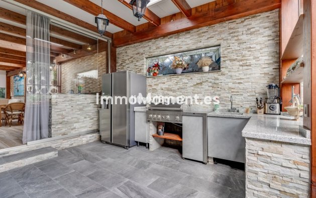 Wiederverkauf - Villa - Marbella - Artola