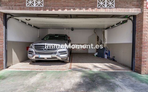 Wiederverkauf - Villa - Marbella - Artola