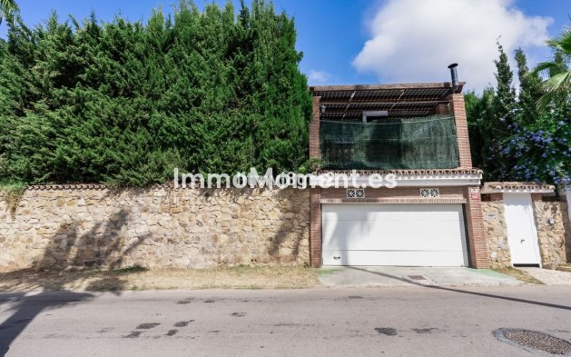 Wiederverkauf - Villa - Marbella - Artola