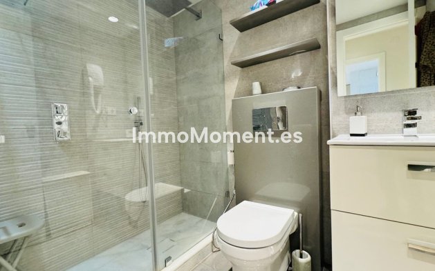 Resale - Apartment - Marbella - Elviria