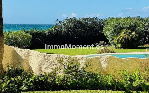 Resale - Apartment - Marbella - Elviria