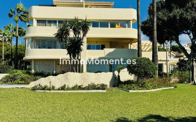Resale - Apartment - Marbella - Elviria